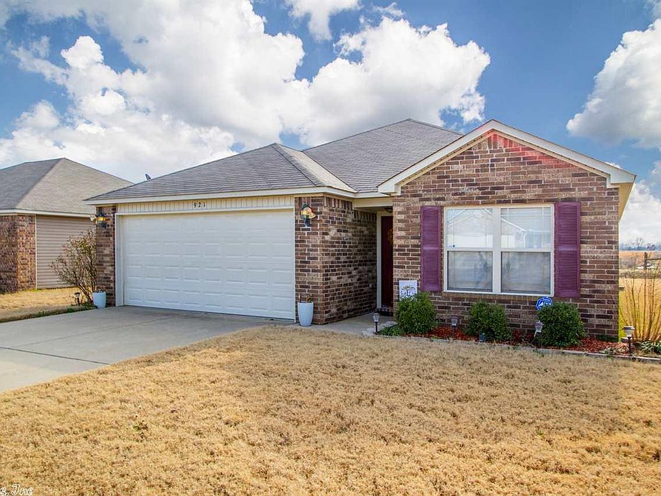 1st image of 921 Anemone Dr