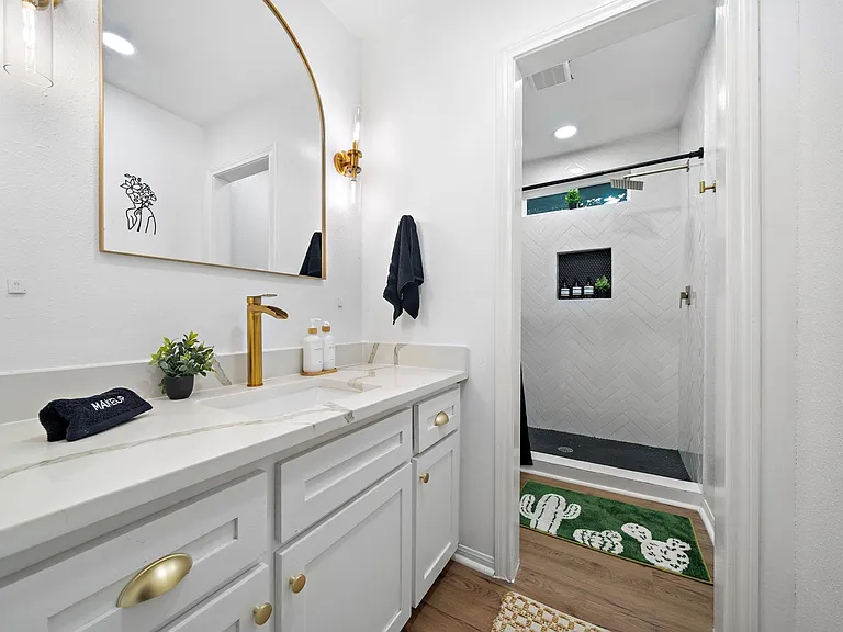 610 Acapulco Village Dr — Photo 13