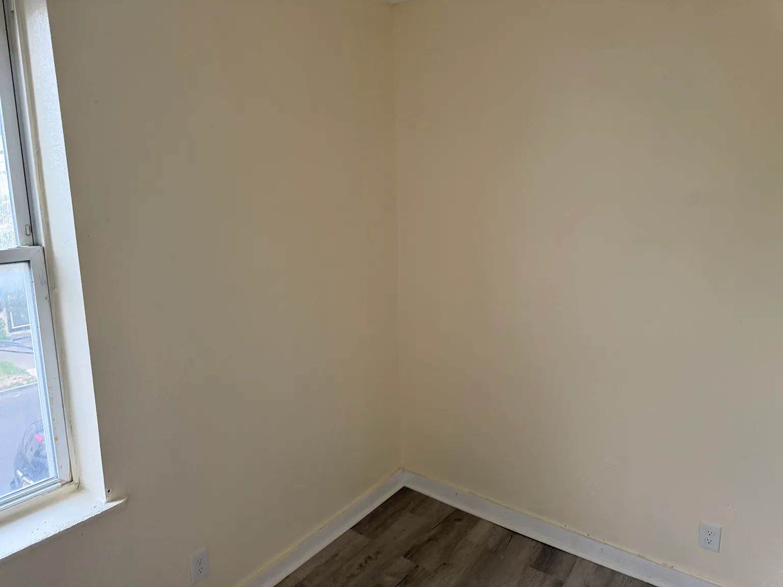 2 bed, 750 sqft, $1,350 — Photo 3