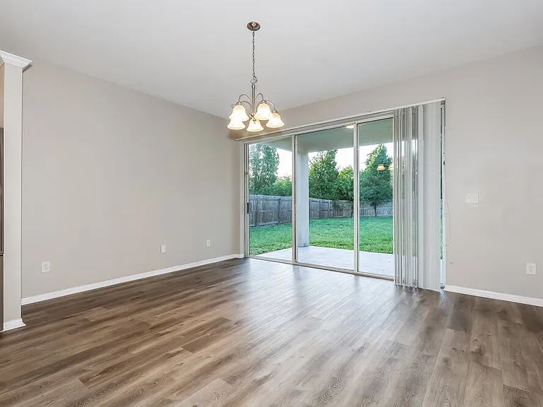 6707 Cambridge Park Dr — Photo 5