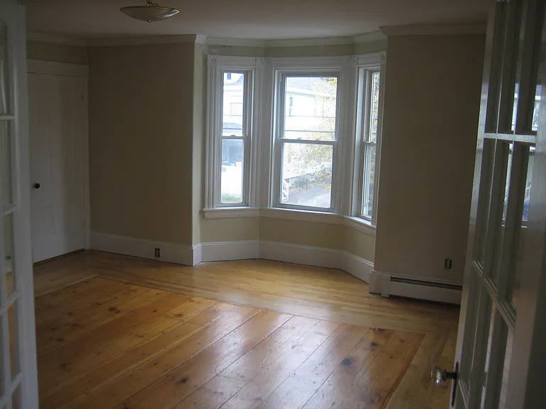 60 King St #2 — Photo 2