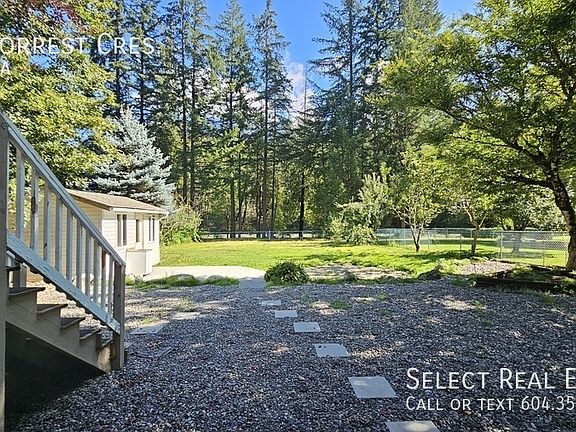 2nd image of 275 Forrest Cres