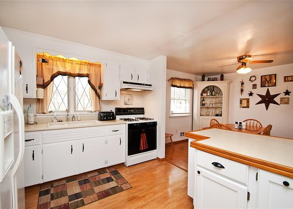 1930 Lake Rd, Hamlin, NY 14464 Zillow