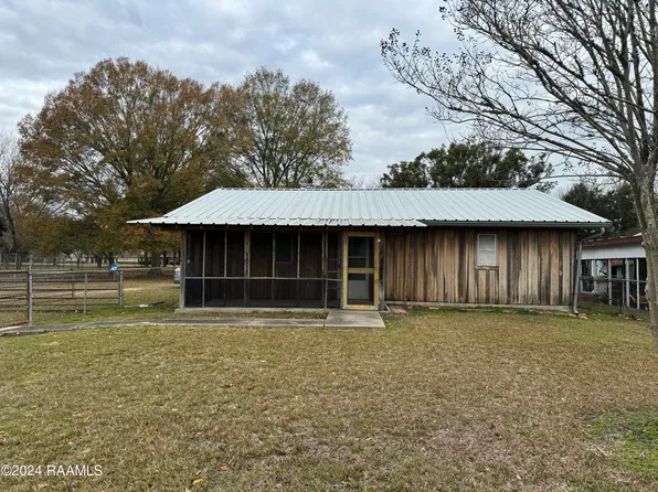 1072 Tate Cove Rd, Ville Platte, LA 70586