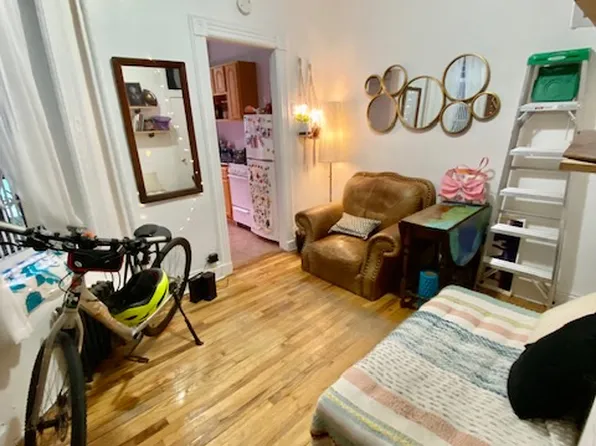 223 East 82nd Street image 3 of 5