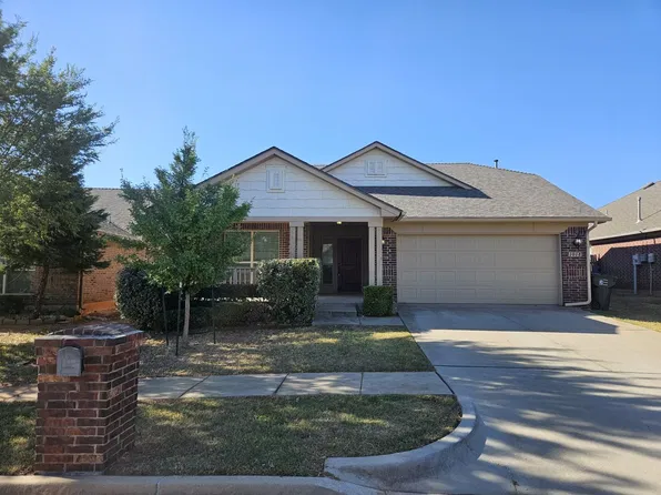 1018 Clingmans Dome Rd, Norman, OK 73069