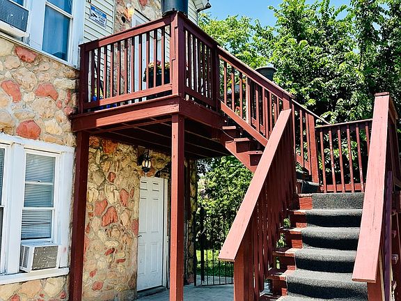 3rd image of 5424 S Winchester Ave