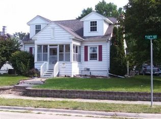 411 W 12th St, Sterling, IL 61081