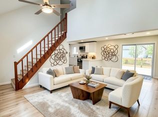 7414 Ventnor Dr, Tobyhanna, PA 18466