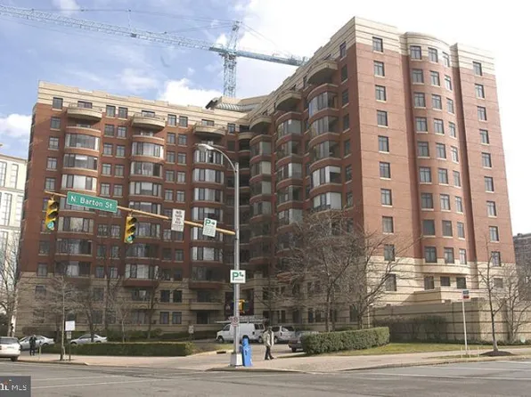 2400 Clarendon Blvd #Penthouse 08, Arlington, VA 22201
