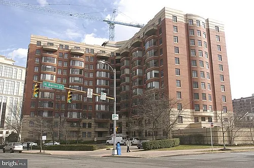 2400 Clarendon Blvd Photo 1 2400 Clarendon Blvd Photo 1