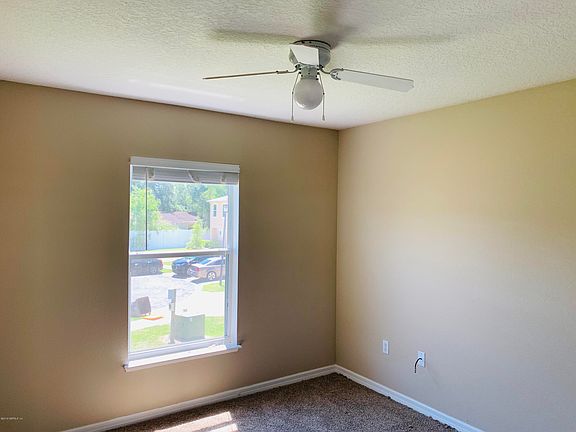 2nd image of 7085 Saint Ives Ct