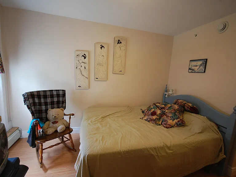 5251 South St — Photo 17