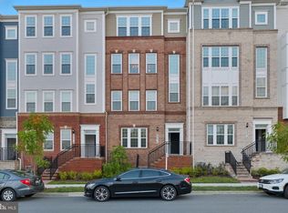 23516 Overlook Park Dr #H-d8, Clarksburg, MD 20871