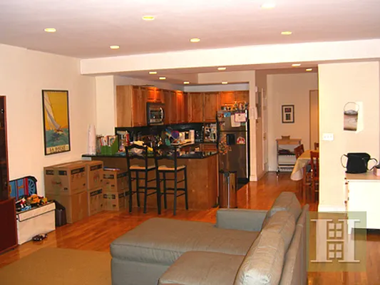 Rented by Halstead Real Estate | media 15