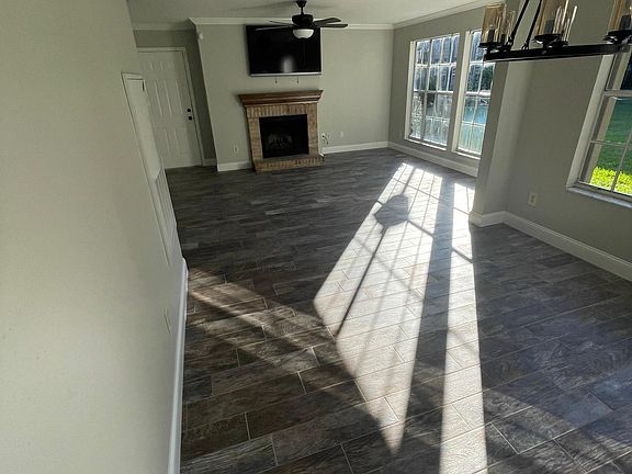 3rd image of 937 Birmingham Ct APT 105