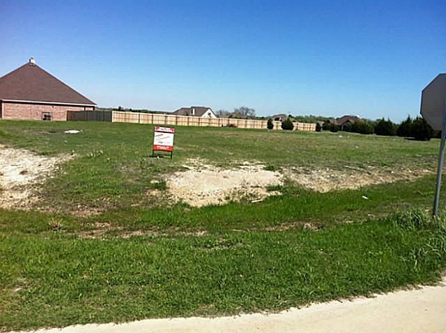 2nd image of 3310 Swan Lake Dr