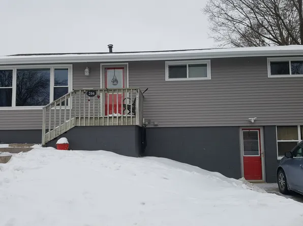 206 W P St, McCook, NE 69001