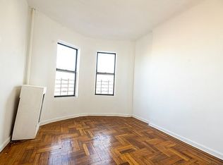 518 52nd St APT 3L, Brooklyn, NY 11220