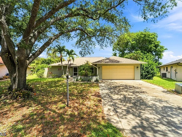18918 Cypress View Dr — Photo 43