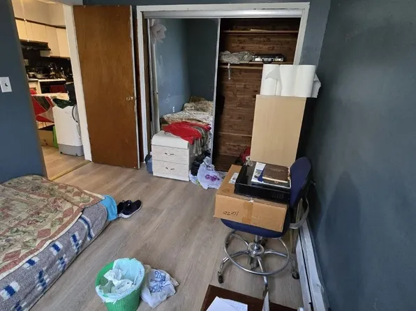 251 Highland Avenue image 8 of 34