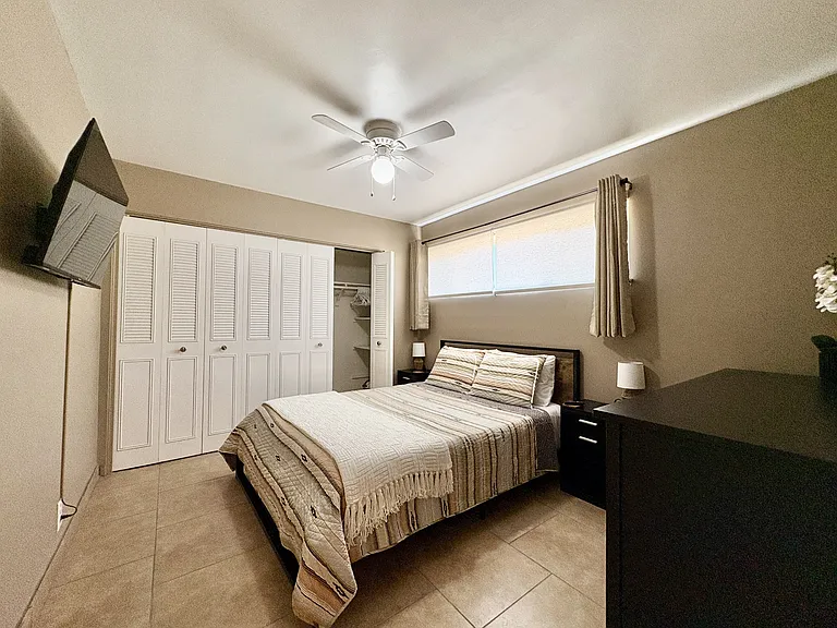 2819 N Woodland Ave #1 — Photo 16