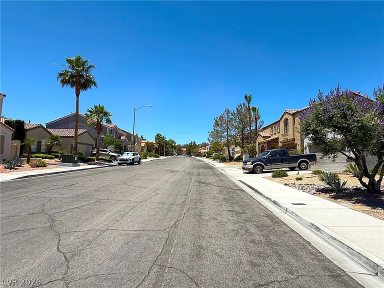 9824 Garamound Ave — Photo 27