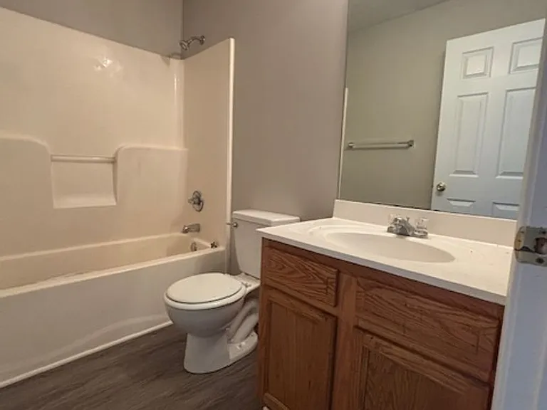 101 Braxton Ct — Photo 10