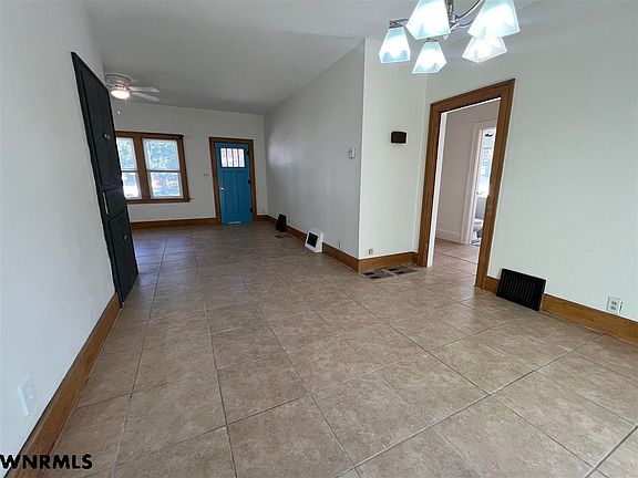 4th image of 2422 Avenue B