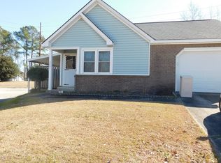 2801 Currituck Ct, New Bern, NC 28562