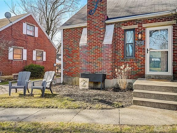 4th image of 557 Shadowlawn Ave