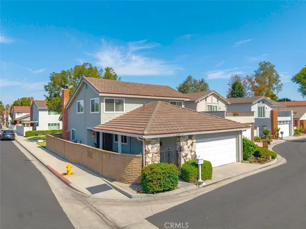11389 Nayshon Ct, Cypress, CA 90630