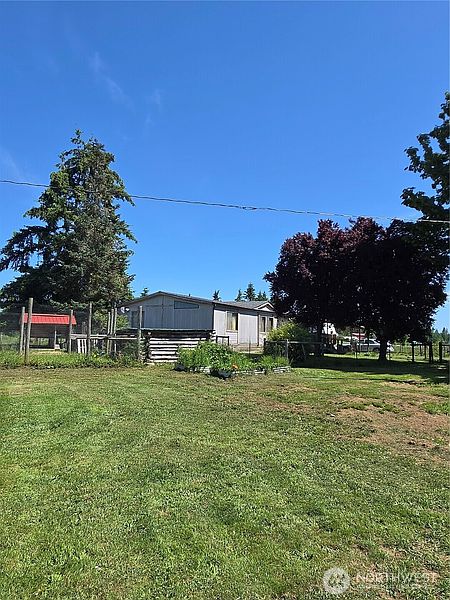4th image of 205 Nikula Road