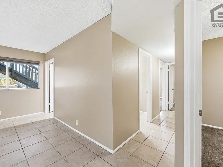 7202 W Corrine Dr — Photo 36