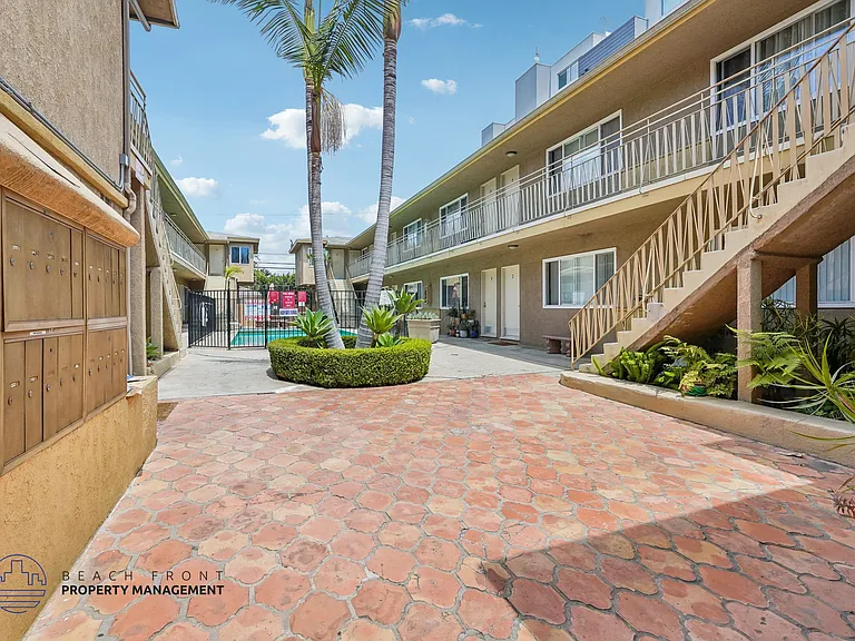 2840-2850 S. Sepulveda Blvd. — Photo 11