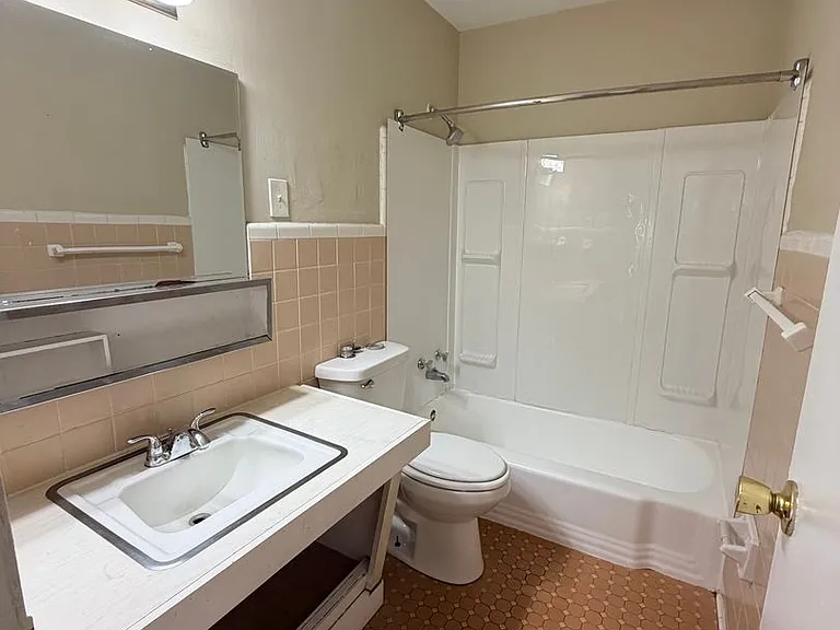 1568 Alexandria Dr #7B-Z3 — Photo 8