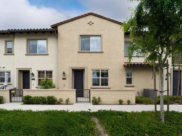 361 Sunrise Ln, Stanton, CA 90680