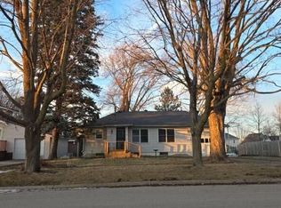 105 3rd Ave NW, Grand Meadow, MN 55936