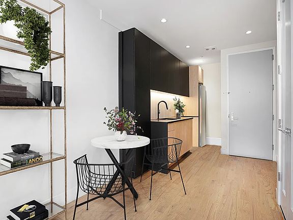 3rd image of 242 W 132nd St #2F