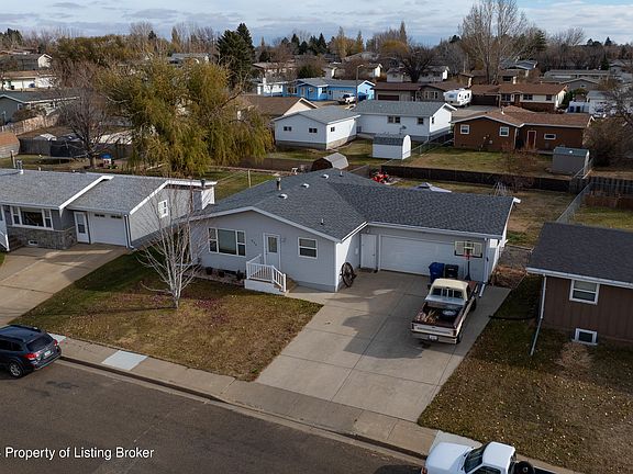 4th image of 856 Cherry Ave