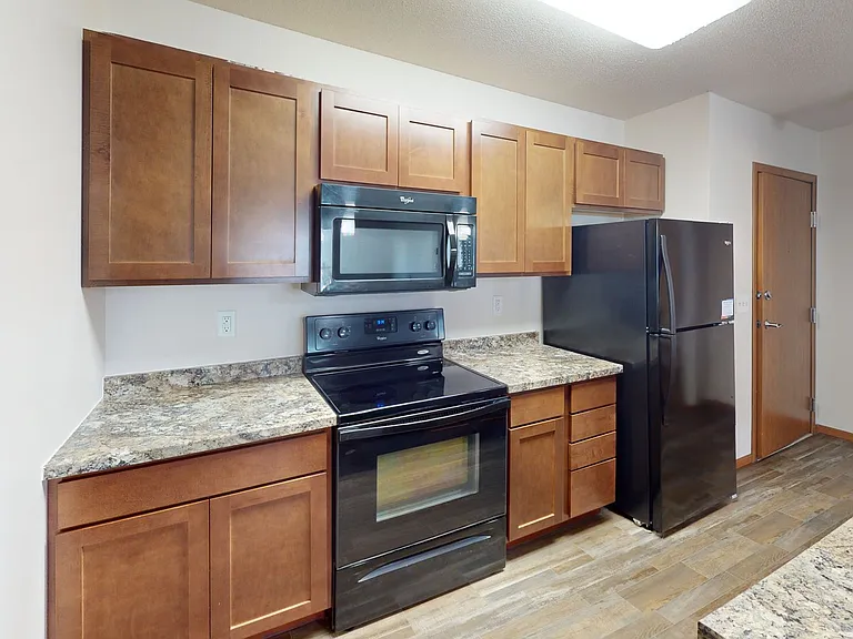 Southport Heights Apartments — Photo 2