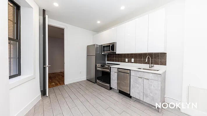 Rented by Nooklyn NYC LLC | media 1