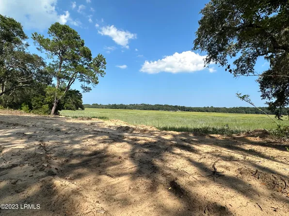 306 Fripp Point Road, St. Helena Island, SC 29920