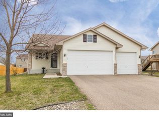 235 Douglas Dr S, Annandale, MN 55302