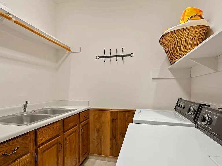 929 Northwood Blvd #68 — Photo 23