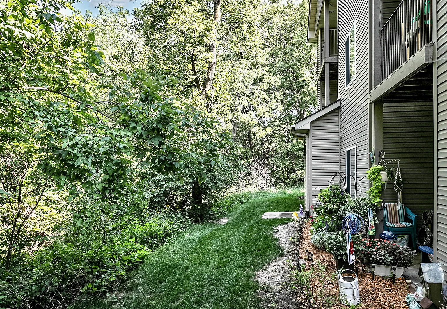 Deer Park — Photo 3