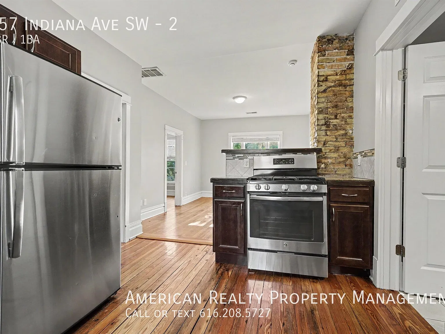 3 bed, 1056 sqft, $1,650 — Photo 2