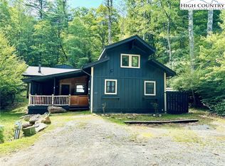 257 River Rd, Newland, NC 28657