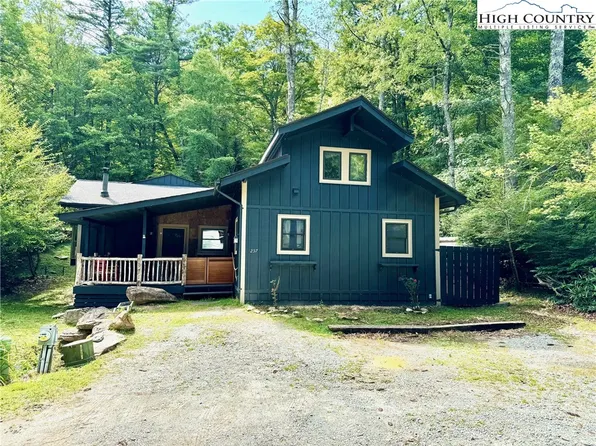 257 River Road, Newland, NC 28657