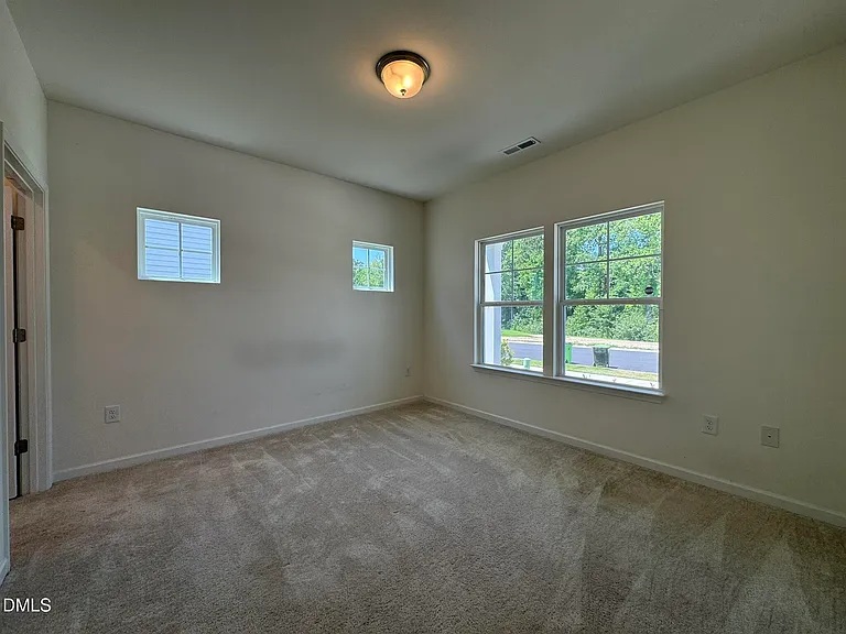 6436 Winter Spring Dr — Photo 3